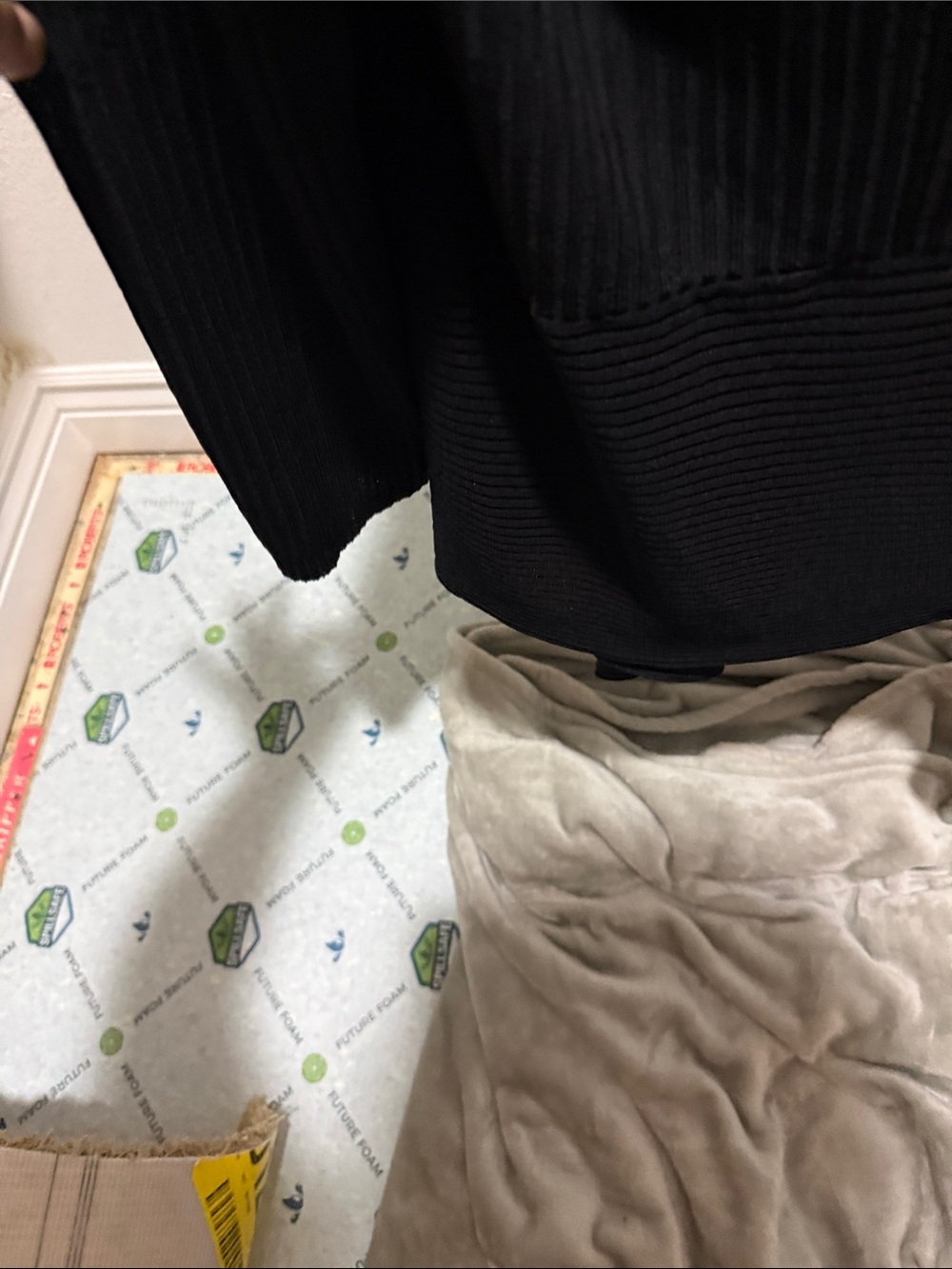 Misook Black Ribbed Open-Front Cardigan. - Picture 3 of 4